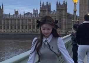 又一次在“51cgw”观看，让我思考人生的意义…不过我只吃瓜。