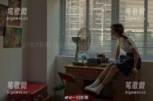 每次登录51cg10.fun，我都幻想自己是八卦评论员，结果被瓜砸了！