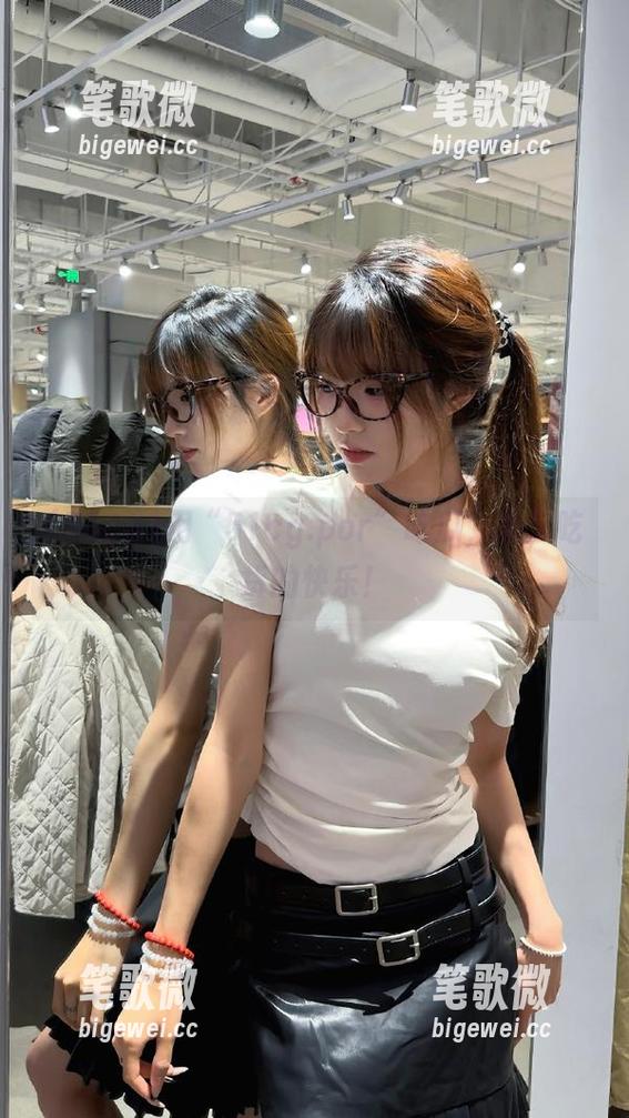 用“51cg.por”吃瓜，永久吃货的快乐！