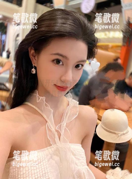 翻开51吃瓜首页，意外又高能的八卦时刻来袭
