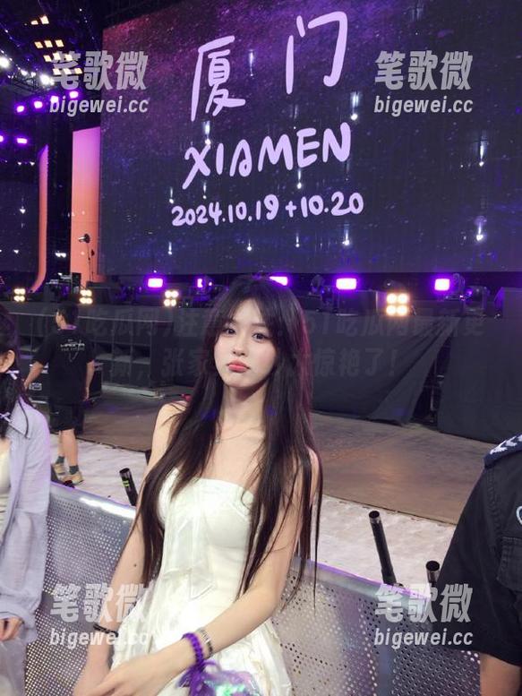 注意关注：51吃瓜网最新更新，张家界婚纱太惊艳了！