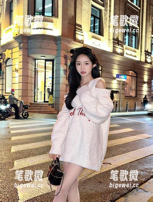 91吃瓜 瓜友们快看!91吃瓜更新黑料,我们的八卦小艇又出海啦!