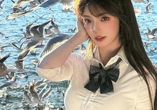 “tttzzz07.du”发布：今天又看到一场好戏，观众席已经坐不下了，哈哈哈！