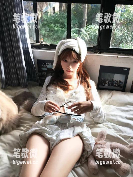 在“五一吃瓜网”，永久开启免费吃瓜模式，瓜太多，心累！