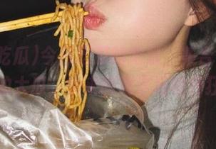 今日吃瓜的地址，集合了全城最热的大瓜，快来围观这场桃色狂欢！
