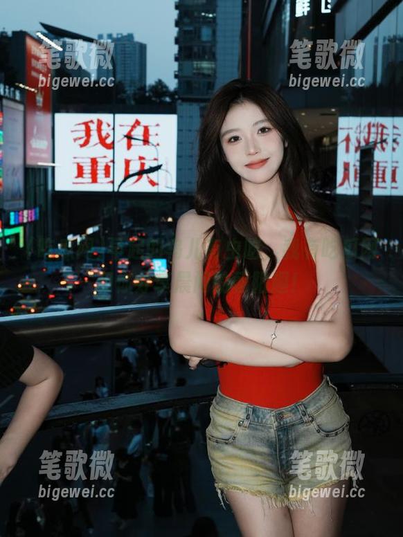 吃瓜网 早起的鸟儿有虫吃,我有吃瓜网和你分享晨间的朝阳趣!
