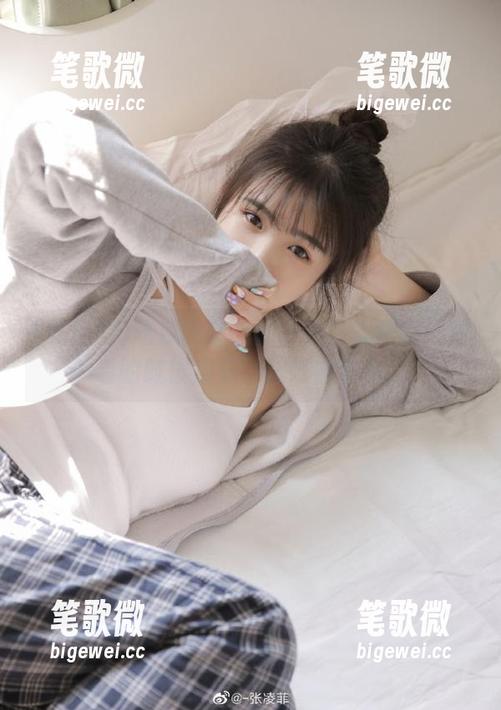 吃瓜网 吃瓜网怎么能少了下载!在线观看的时候别忘了配好零食哦。