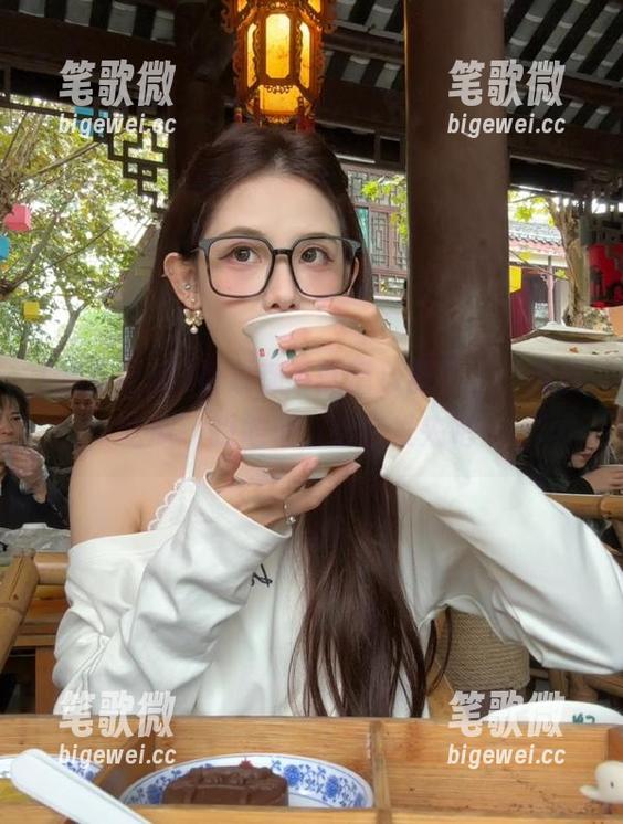 视频都不需播放器了，‘我要吃瓜’的地址，给我发来吧！