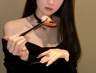 忠于黑料的我要吃瓜app，让你加倍迷恋，不挥手就散场！