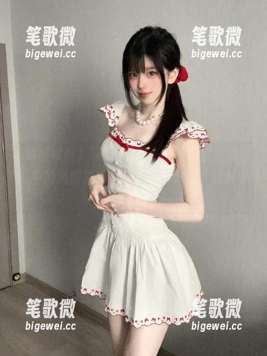 “明星黑料”网站，简直是导航中的黑暗森林，一不小心就迷失在其中！