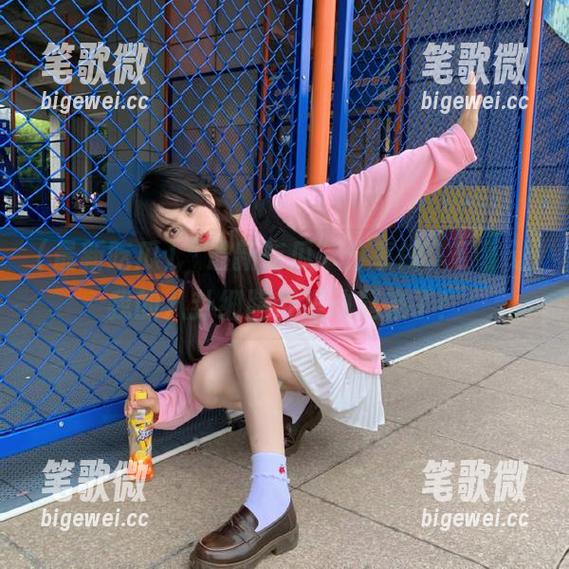 “最新吃瓜”分享的入口，让我的八卦细胞都躁动起来了！
