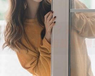 家里来瓜了？先上“网曝吃瓜”首页看看最新鲜的八卦呗！