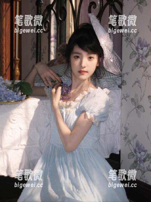网曝吃瓜 一边刷微博一边逗留在网曝吃瓜苹果版,瘾越来越大了!