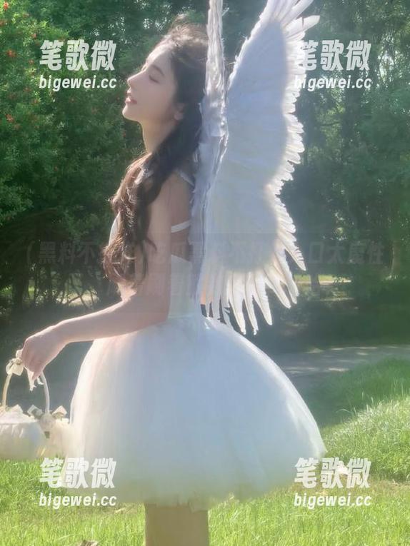 吃瓜黑料不打烊入口太魔性了，刷着刷着就到天亮，哈哈！