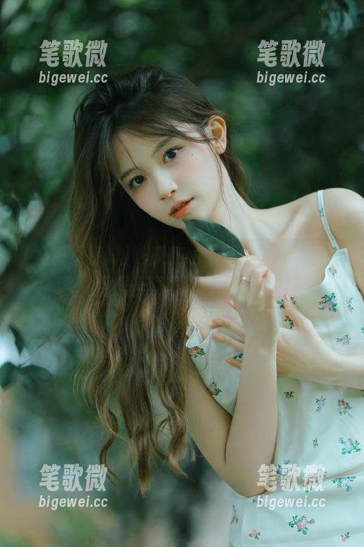吃瓜在线，黑料不打烊，听到瓜声就恨不得舔嘴唇