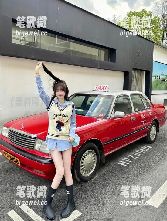 永久在线模式开启，黑料网带你俩手抓瓜，永不停歇的戏精人生！