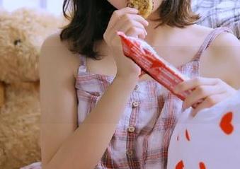 送你一条黑料网的道路，祝你在今日的八卦世界畅游！