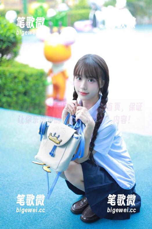黑料网官网今日黑料首页，保证让你乐出声的“根本不严肃”内容！