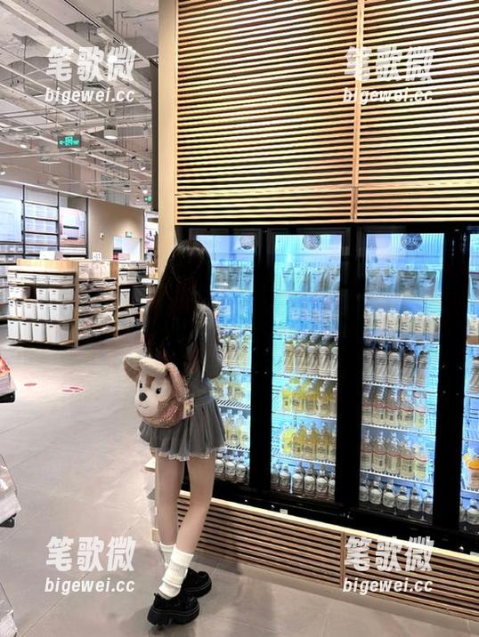 黑料网 黑料网iOS版上线,今天要不要来一发新鲜黑料?